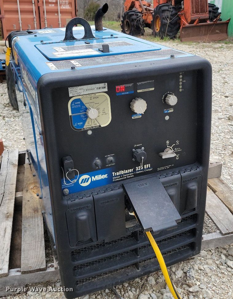 image for item DR7962 Miller Trailblazer 325 EFI welder/generator
