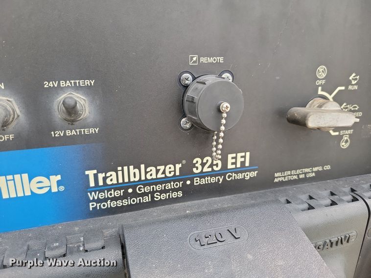 image for item DR7962 Miller Trailblazer 325 EFI welder/generator