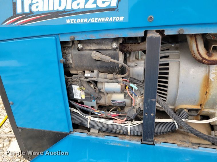 image for item DR7962 Miller Trailblazer 325 EFI welder/generator
