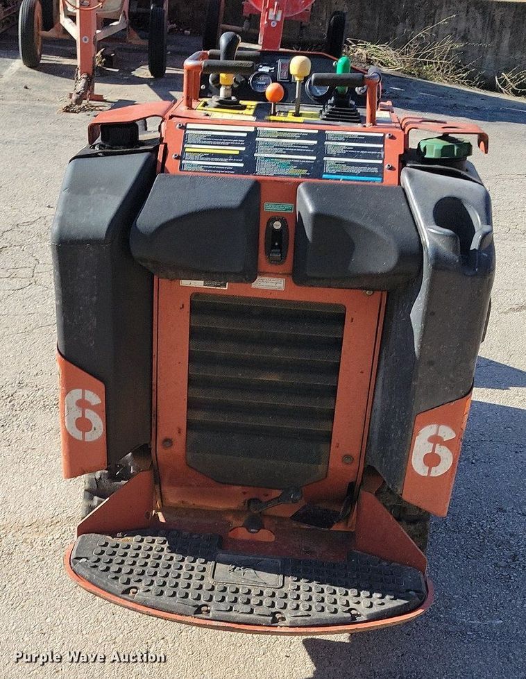 image for item DR7985 2017 Ditch Witch SK600 compact utility loader