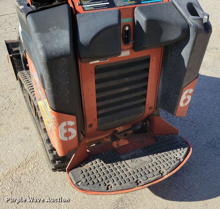 image for item DR7985 2017 Ditch Witch SK600 compact utility loader