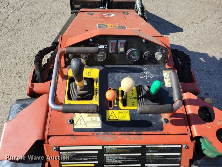 image for item DR7985 2017 Ditch Witch SK600 compact utility loader