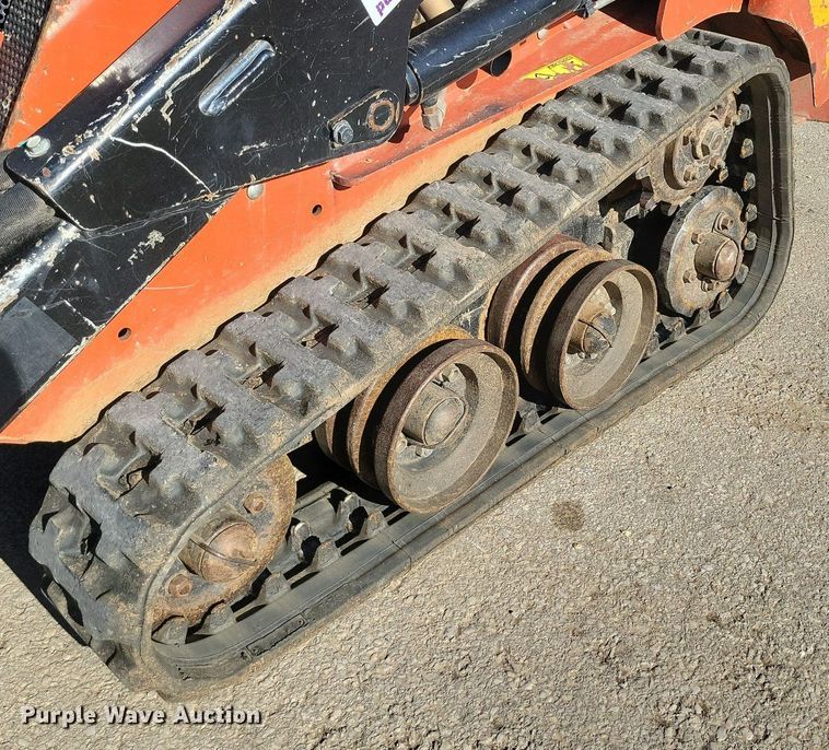 image for item DR7985 2017 Ditch Witch SK600 compact utility loader