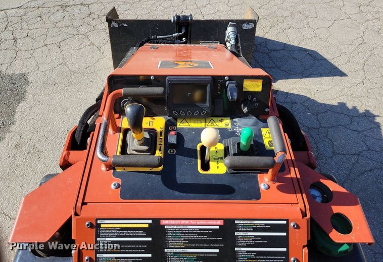 image for item DR7986 2021 Ditch Witch SK1050 compact utility loader