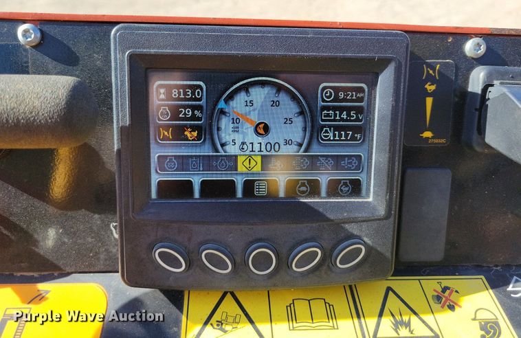 image for item DR7986 2021 Ditch Witch SK1050 compact utility loader