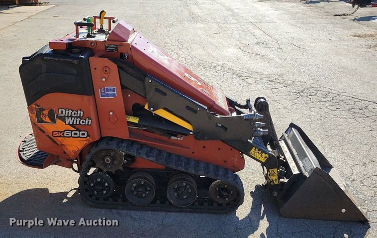 image for item DR7987 2020 Ditch Witch SK600 compact utility loader