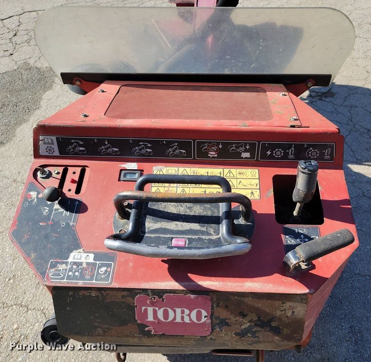 image for item DR7988 2013 Toro STX-38 stump grinder