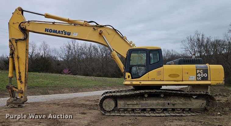image for item DR8561 2006 Komatsu PC400LC-7L excavator