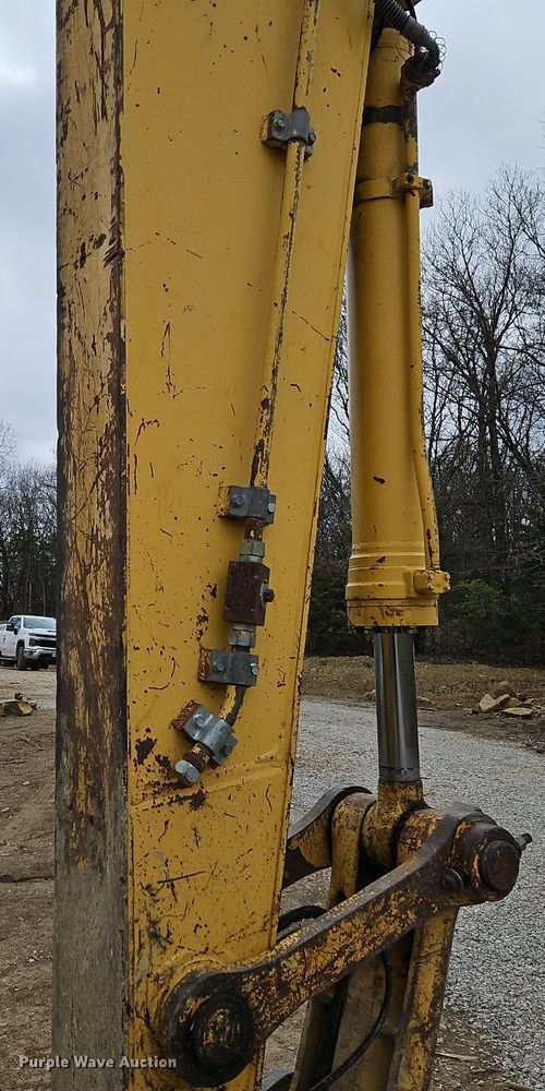 image for item DR8561 2006 Komatsu PC400LC-7L excavator