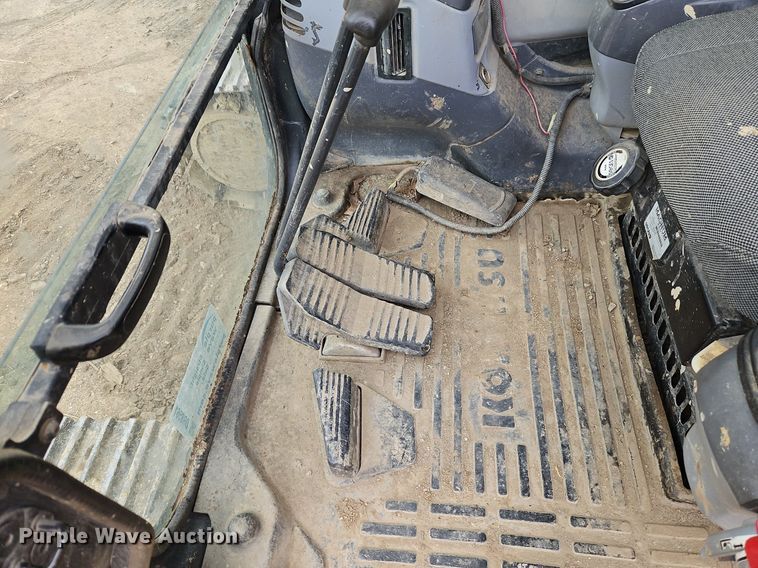 image for item DR8561 2006 Komatsu PC400LC-7L excavator