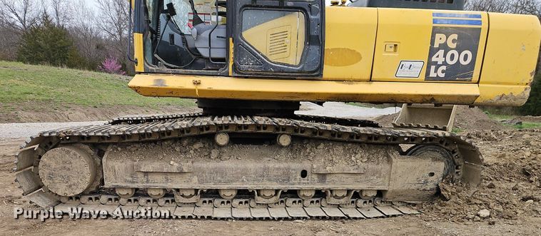 image for item DR8561 2006 Komatsu PC400LC-7L excavator
