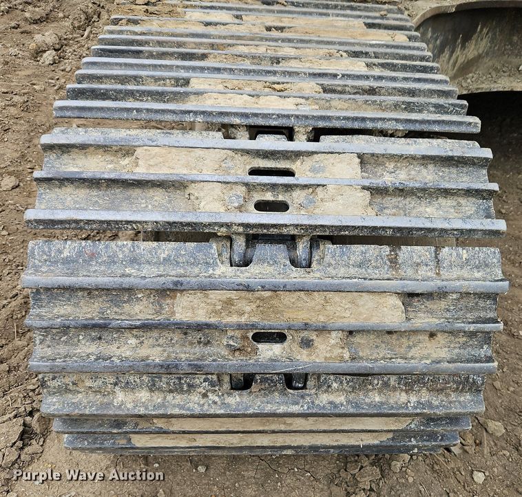 image for item DR8561 2006 Komatsu PC400LC-7L excavator