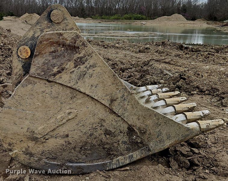 image for item DR8562 Esco bucket