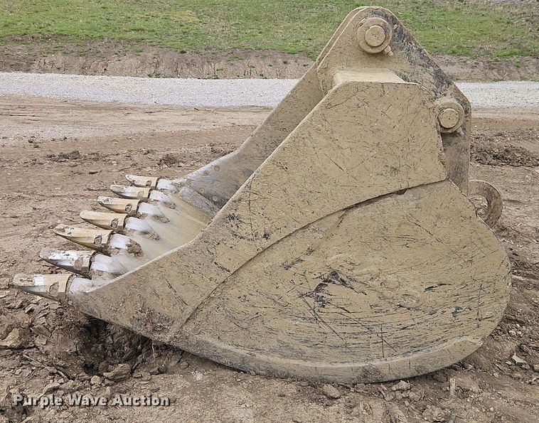 image for item DR8562 Esco bucket