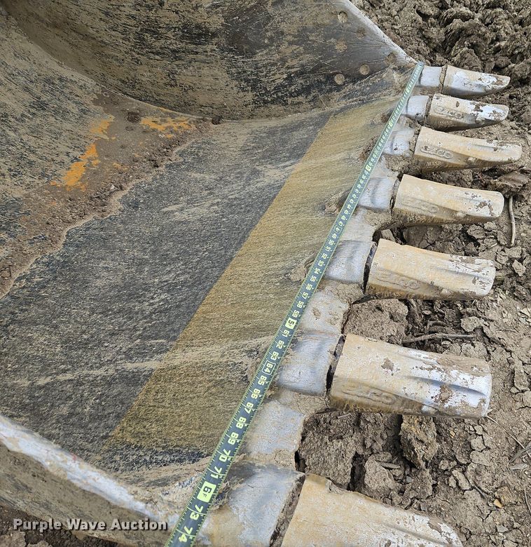 image for item DR8562 Esco bucket