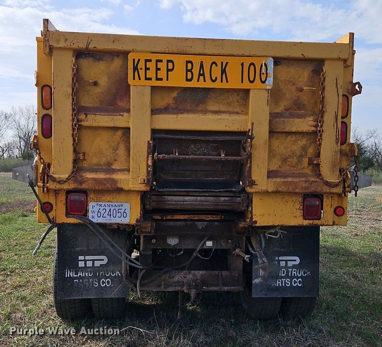 image for item DR8563 1999 Freightliner  FL80 dump truck