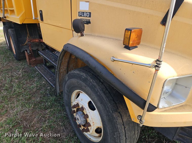 image for item DR8563 1999 Freightliner  FL80 dump truck