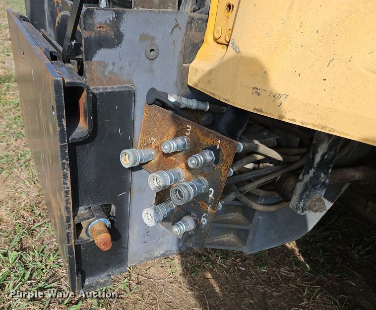 image for item DR8563 1999 Freightliner  FL80 dump truck