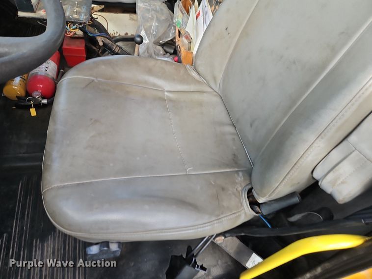 image for item DR8563 1999 Freightliner  FL80 dump truck