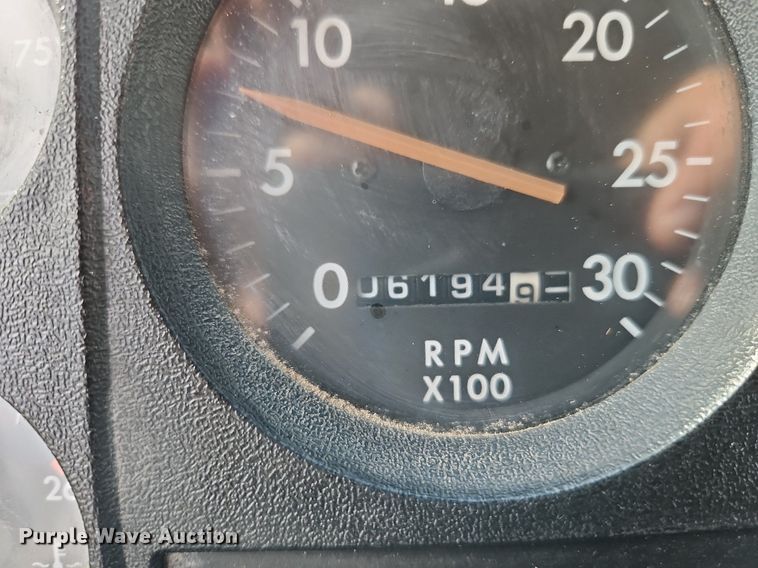 image for item DR8563 1999 Freightliner  FL80 dump truck