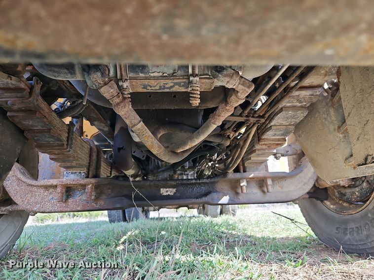 image for item DR8563 1999 Freightliner  FL80 dump truck