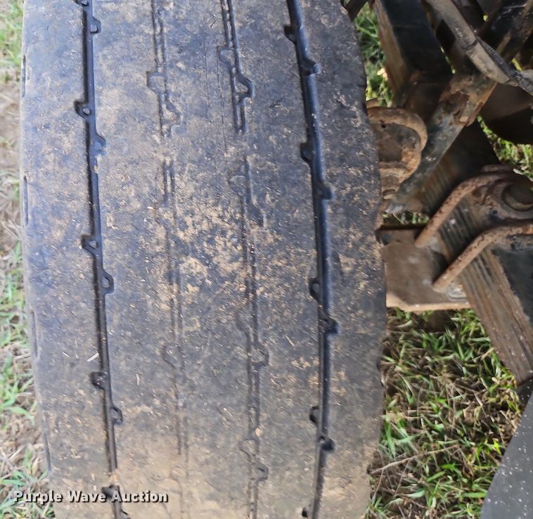 image for item DR8563 1999 Freightliner  FL80 dump truck