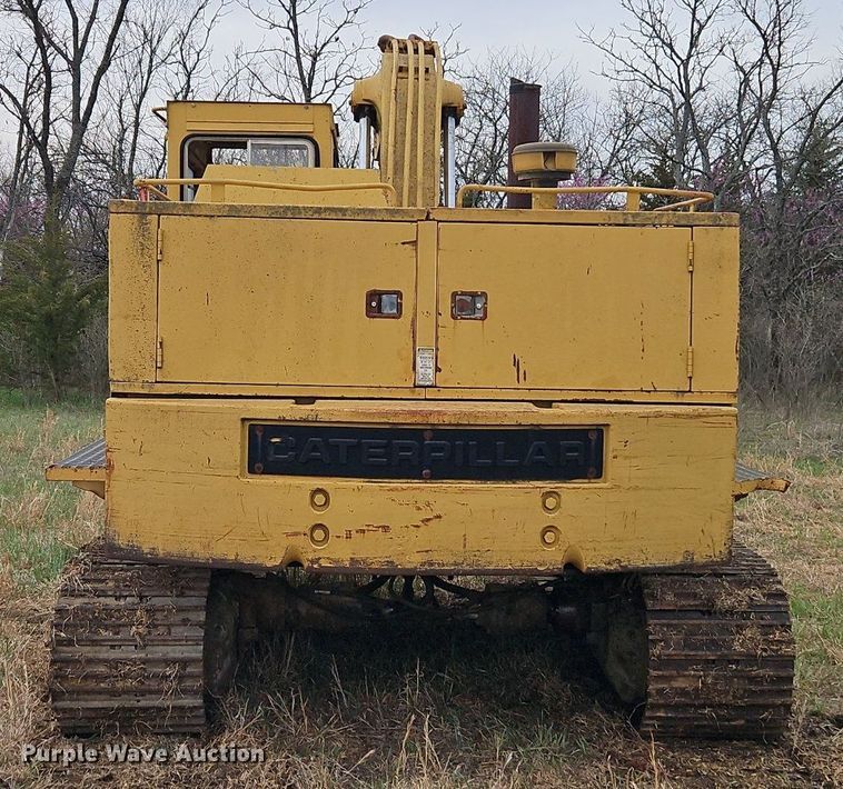 image for item DR8564 1977 Caterpillar  225 excavator