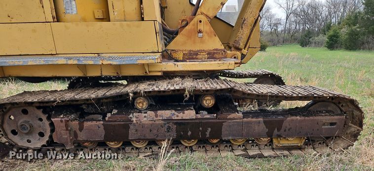 image for item DR8564 1977 Caterpillar  225 excavator