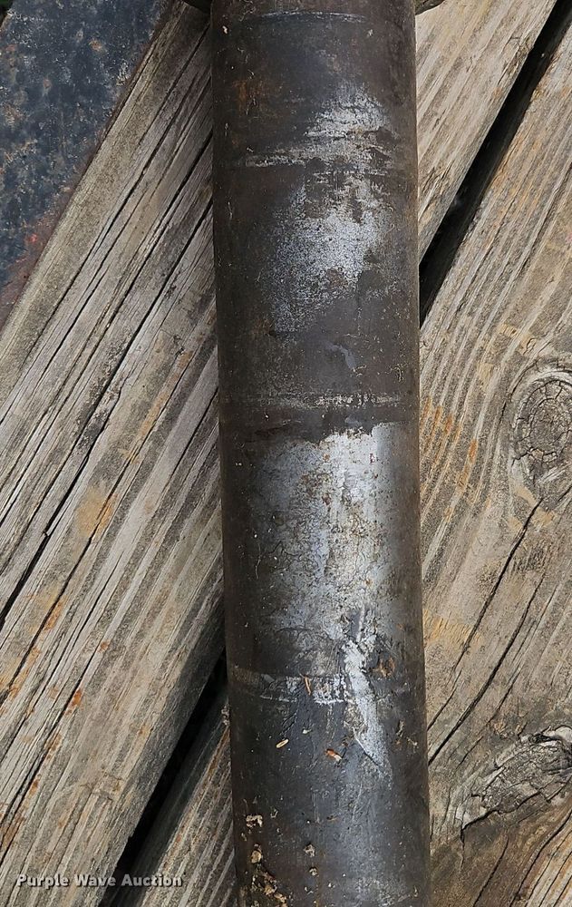 image for item DR8564 1977 Caterpillar  225 excavator