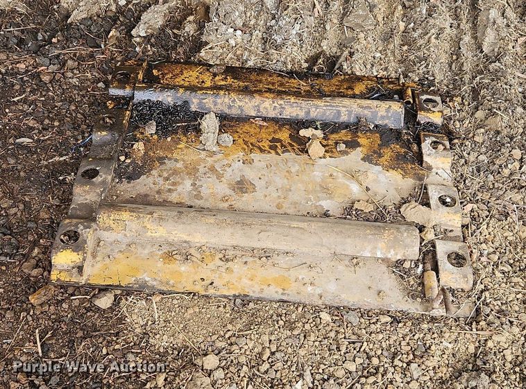 image for item DR8565 1985 Caterpillar  963 track loader