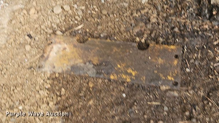 image for item DR8565 1985 Caterpillar  963 track loader