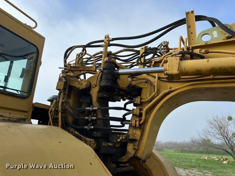 image for item DS2924 1995 Caterpillar 621F conventional scraper 