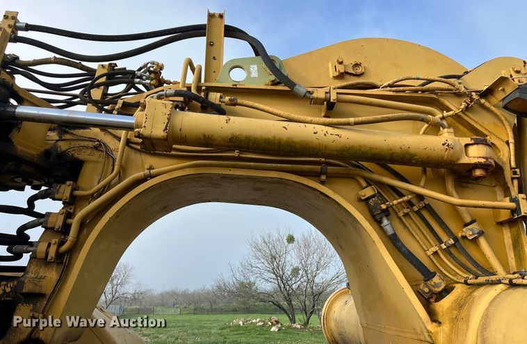 image for item DS2924 1995 Caterpillar 621F conventional scraper 