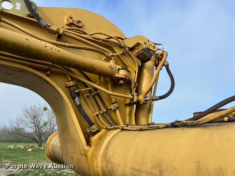 image for item DS2924 1995 Caterpillar 621F conventional scraper 