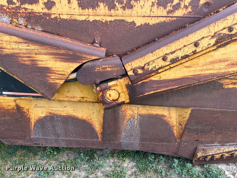 image for item DS2924 1995 Caterpillar 621F conventional scraper 