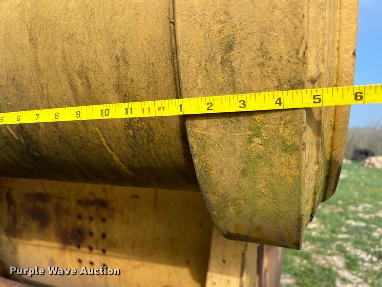 image for item DS2924 1995 Caterpillar 621F conventional scraper 