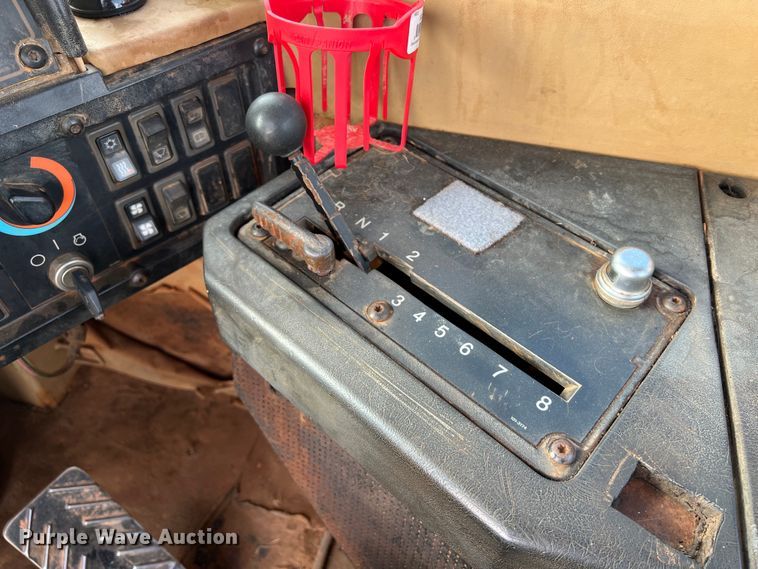 image for item DS2924 1995 Caterpillar 621F conventional scraper 