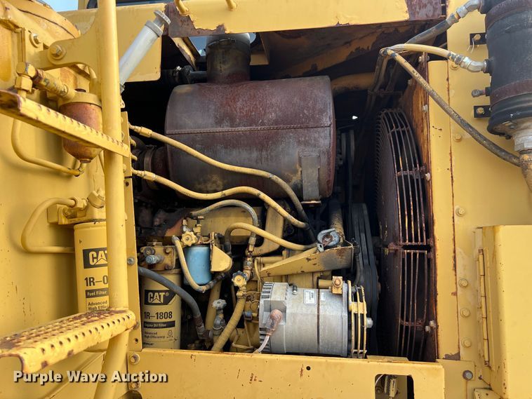 image for item DS2924 1995 Caterpillar 621F conventional scraper 