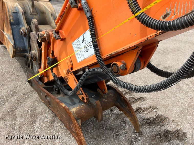 image for item DS2930 2016 Hitachi  Zaxis 160LC-6 excavator