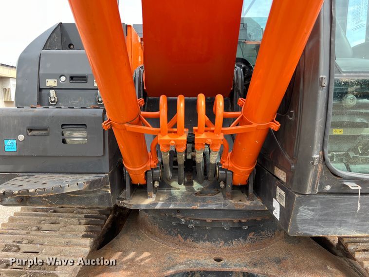 image for item DS2930 2016 Hitachi  Zaxis 160LC-6 excavator