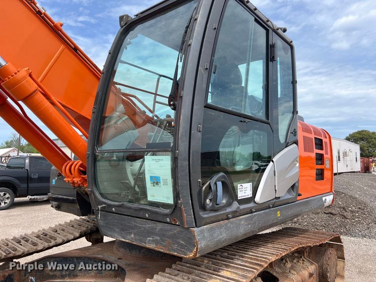 image for item DS2930 2016 Hitachi  Zaxis 160LC-6 excavator