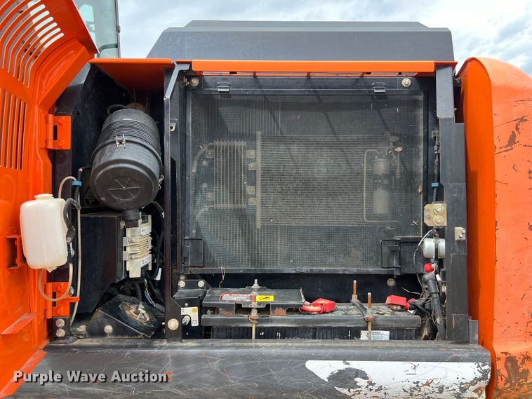 image for item DS2930 2016 Hitachi  Zaxis 160LC-6 excavator