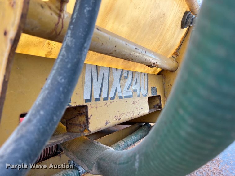 image for item DS2934 1989 Freightliner FLC flatbed truck with Vermeer fluid mixer