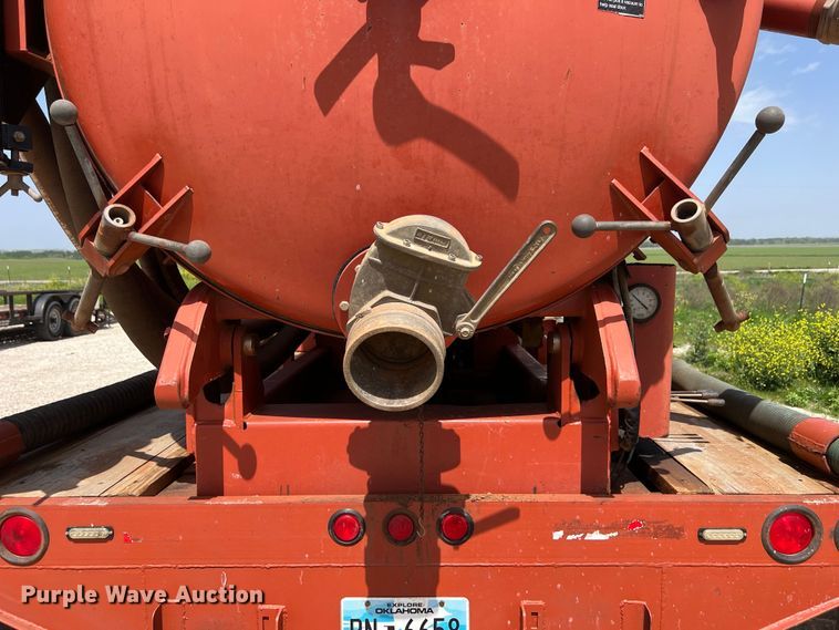 image for item DS2935 2011 Ditch Witch FX60 vacuum excavator