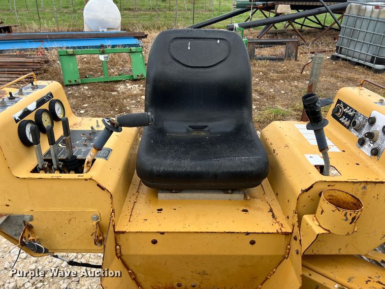 image for item DS2936 2000 Vermeer  D24X40A directional boring unit