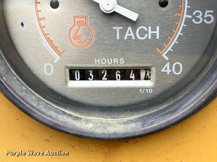 image for item DS2936 2000 Vermeer  D24X40A directional boring unit