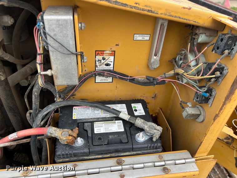 image for item DS2936 2000 Vermeer  D24X40A directional boring unit