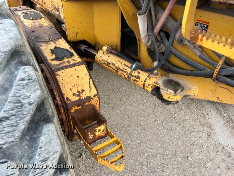 image for item DS2937 1997 John Deere 772CH motor grader