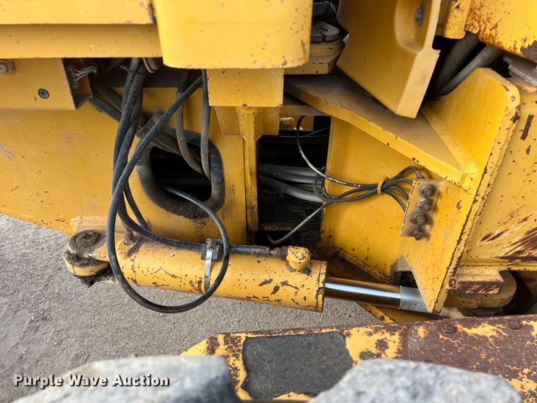 image for item DS2937 1997 John Deere 772CH motor grader