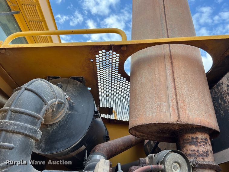 image for item DS2937 1997 John Deere 772CH motor grader